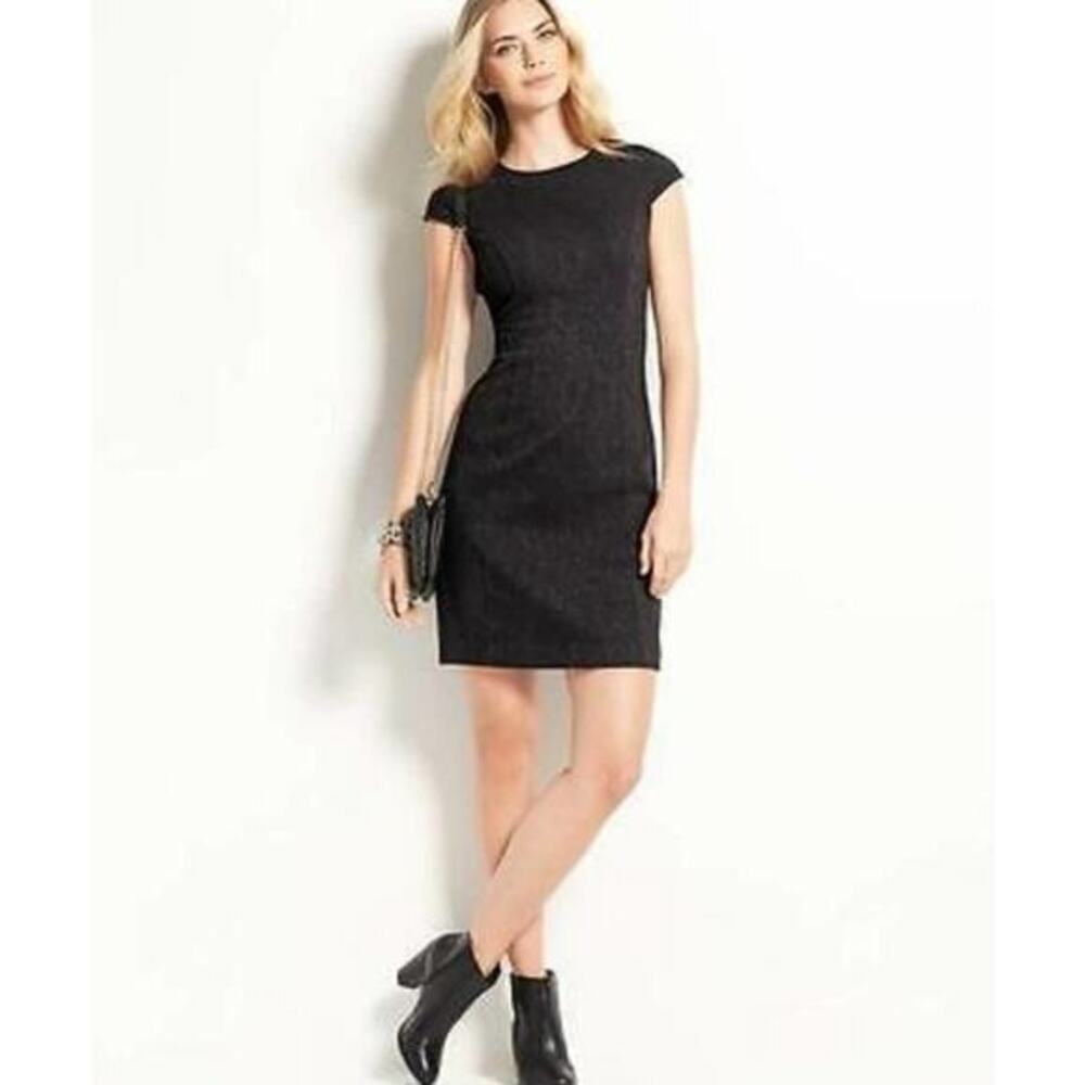 Ann Taylor Knit Floral Jacquard bodycon Party Cap Sleeve Dress size 4 Small